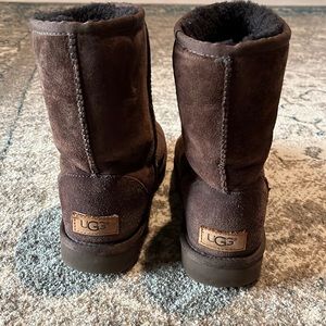 UGGS! Size 7 brown